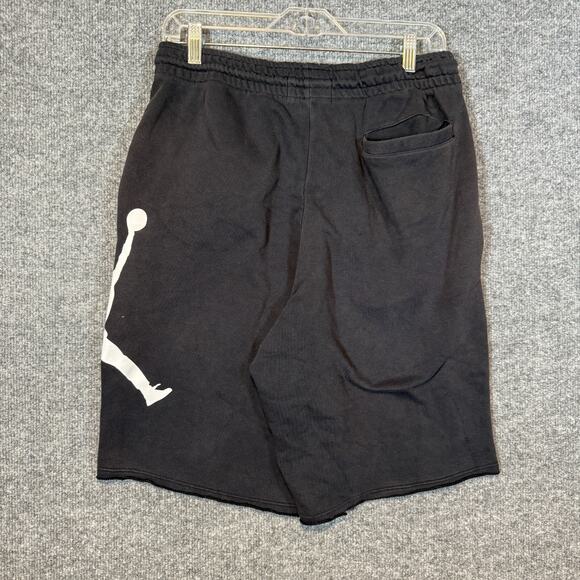 Jordan Shorts Mens Medium Black Fleece Sweatshorts Distressed Casual - Picture 6 of 7